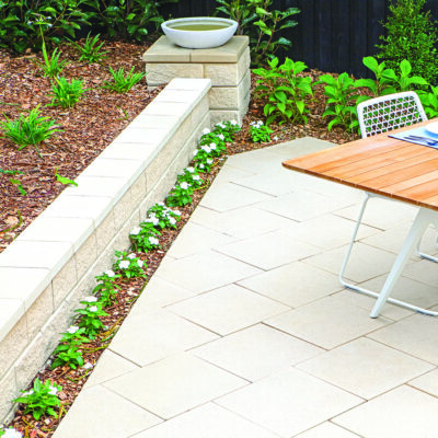 Wallstone Garden Edge Blocks - Oatmeal