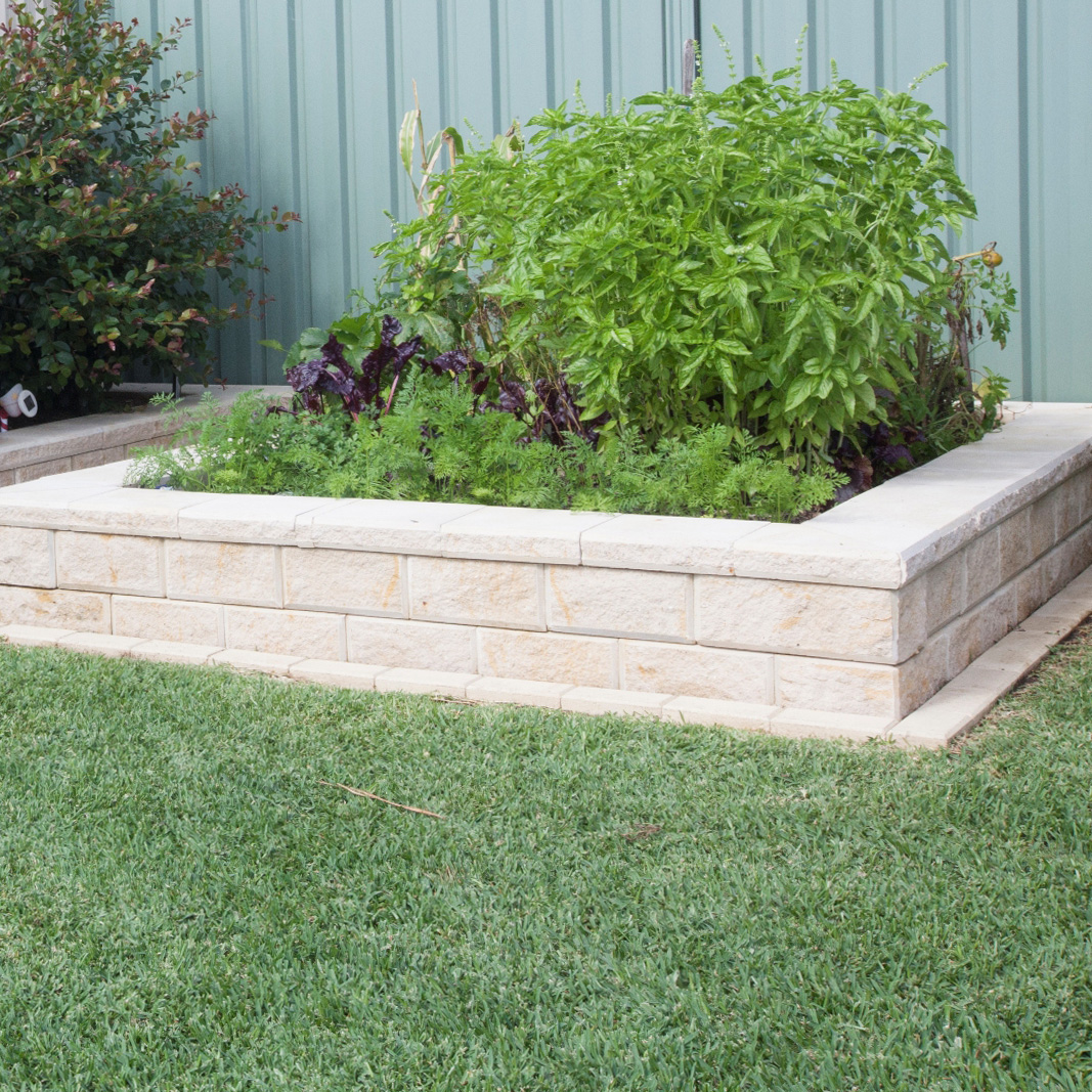 Wallstone Grande Garden Planter Block - Bondi Blend