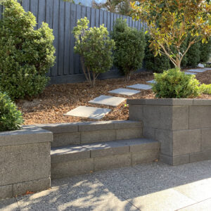 curved cinder block retaining wall