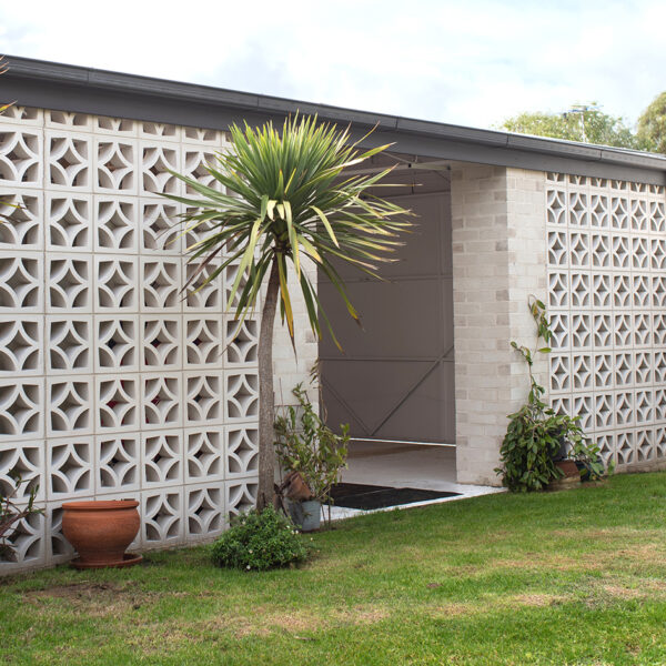 Star Breeze Blocks Feature Garden Wall Blocks - White 290 x 290 Blocks