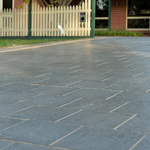 Drivestone Pavers Driveway - Graphite 330 x 330 Paver