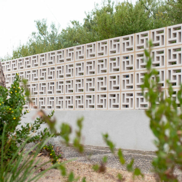 Hindu Breeze Blocks Feature Wall Concrete Blocks - White 290 x 290 Block