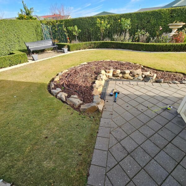 Before Wallstone Grande Oatmeal | Maxwell Landscapes