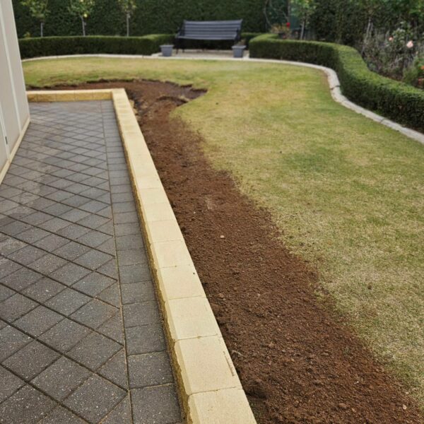 After Wallstone Grande Oatmeal | Maxwell Landscapes