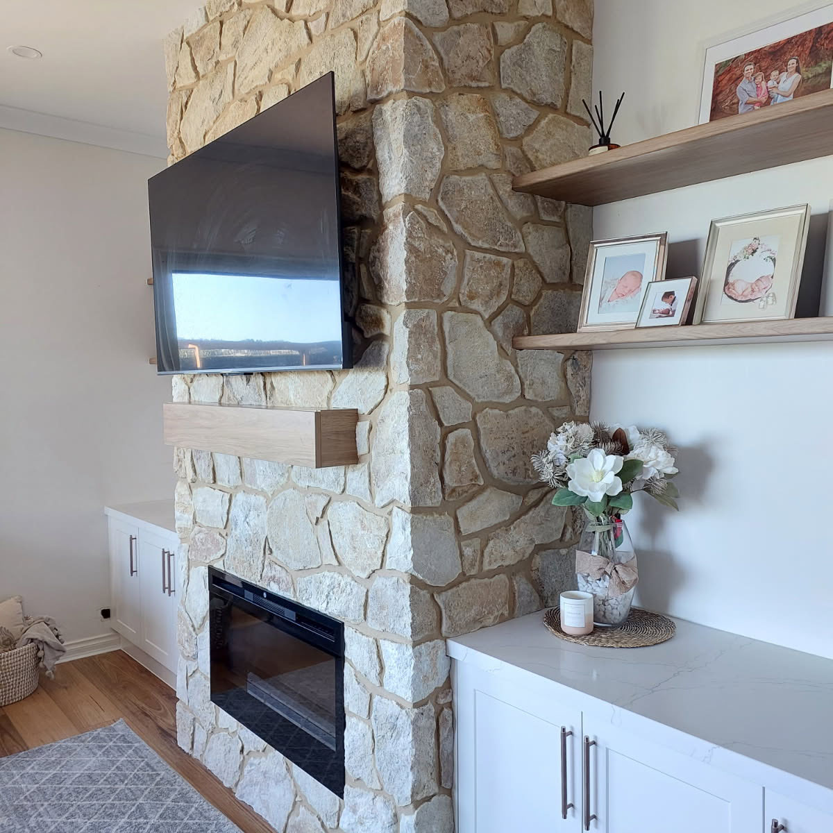 Stoneer4 | Fireplace cladding | Selah Stone and Repointing